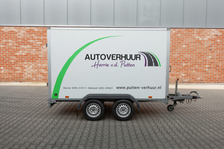 Gesloten aanhangwagen huren Deurne