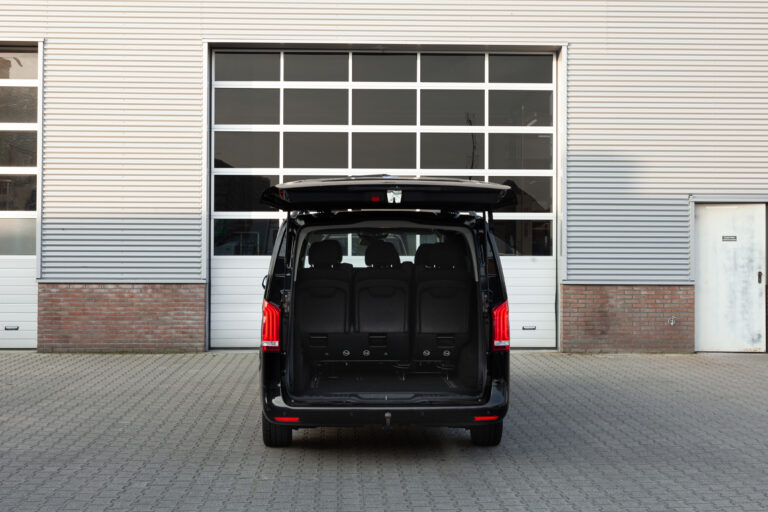 Mercedes Vito personenbus huren