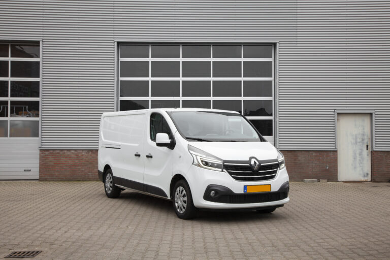 Renault trafic huren middelgrote bedrijfswagen