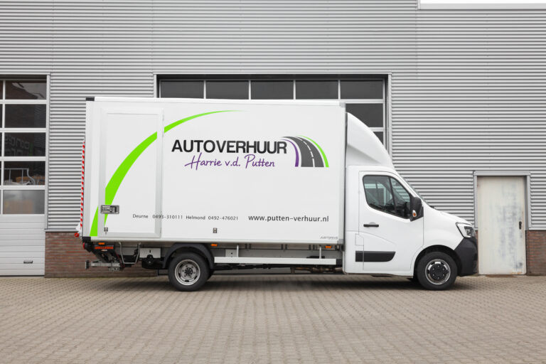 Verhuiswagen of bakwagen huren rechter zijaanzicht