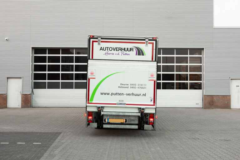 Mercedes Sprinter BE combinatie huren