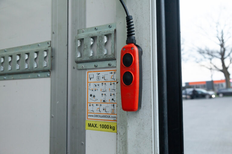 Hand afstandsbediening bakwagen huren