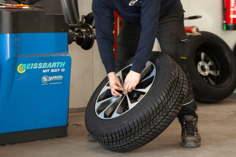 Banden verkoop, balanceren montage Deurne