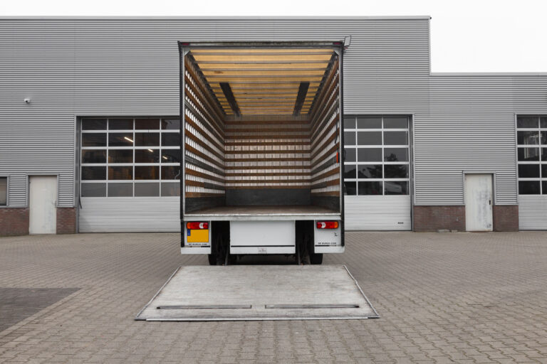 DAF vrachtwagen huren laadlift