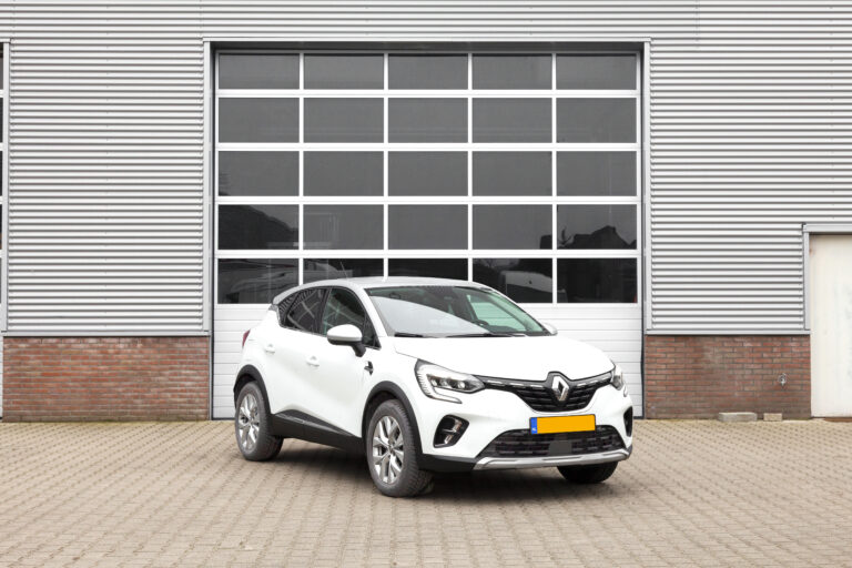 Ruime personenauto huren renault capture