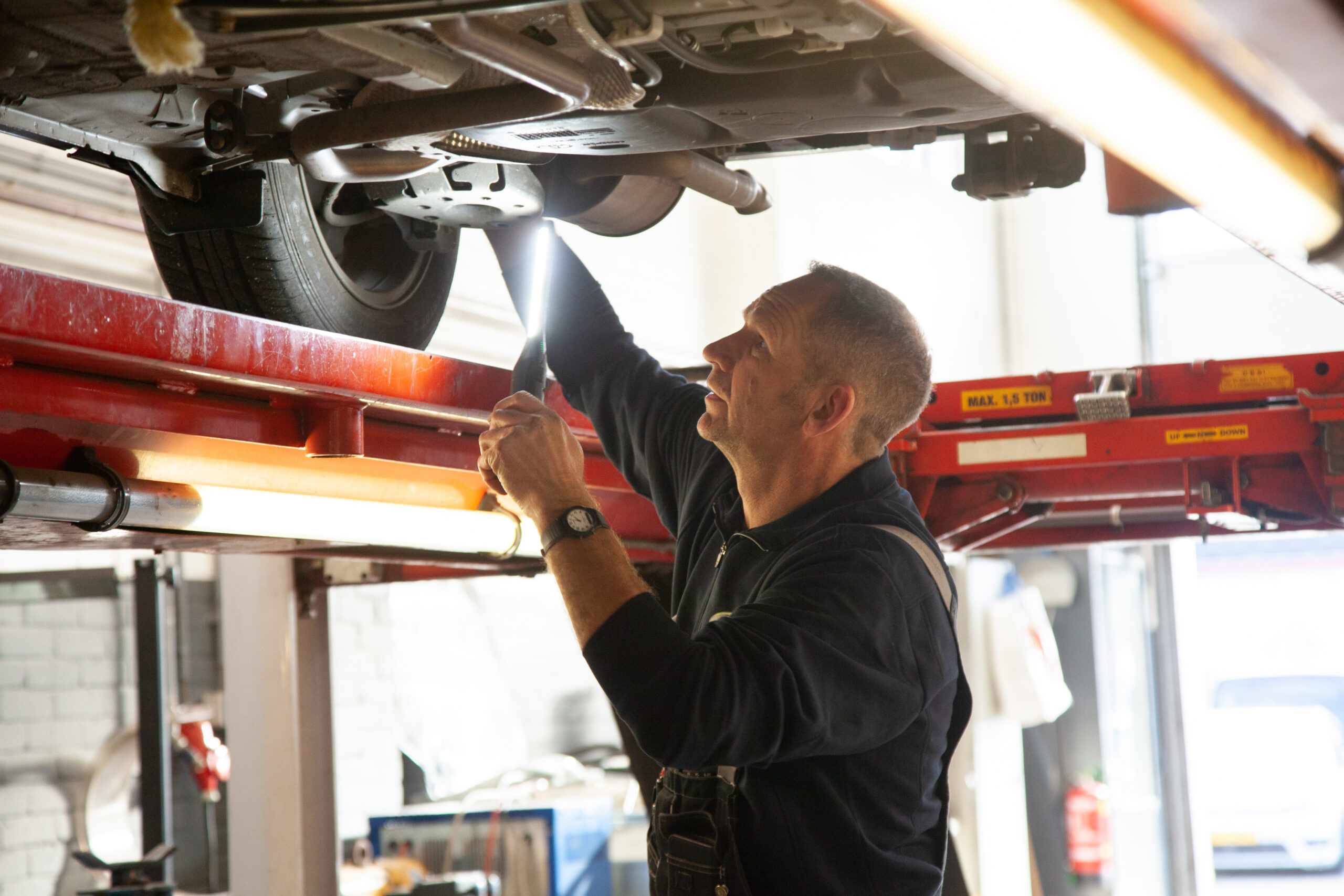 Garage van de Putten deurne APK keuring